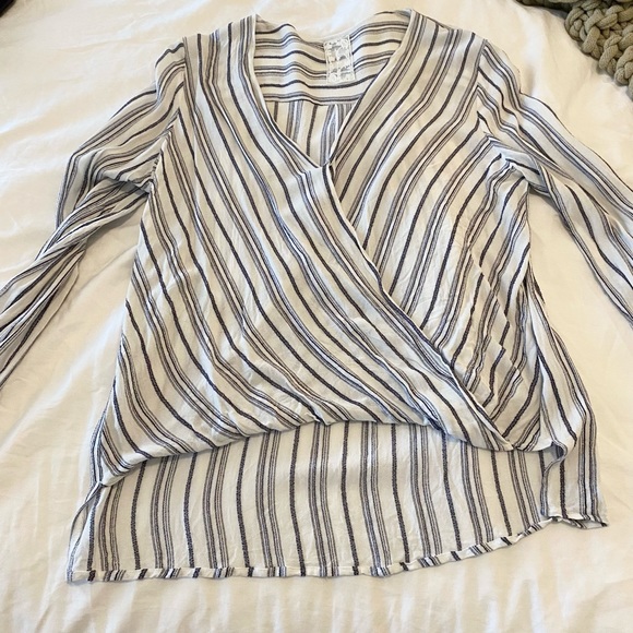 Sadie & Sage Tops | blue and white striped blouse - Picture 2 of 6